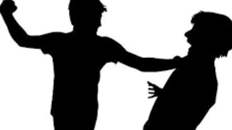 Mơ thấy đánh nhau chảy máu