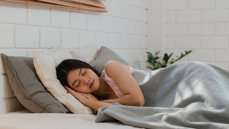 Mơ thấy người lạ vào nhà